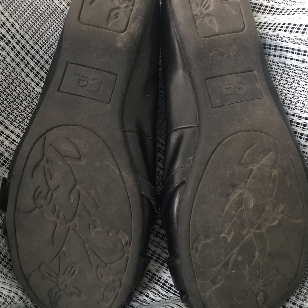 Embellished flats - Picture 3 of 3